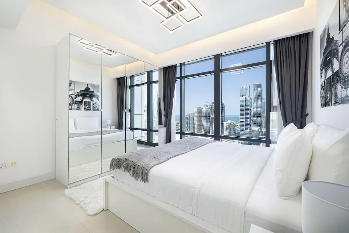 Apartment Chic 1Br With Stunning Lake Views Dubai United Arab Emirates